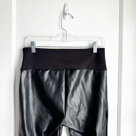 Assets by SPANX All Over Faux Leather Shaping Slimming Smoothing Leggings Size L - Picture 6 of 9